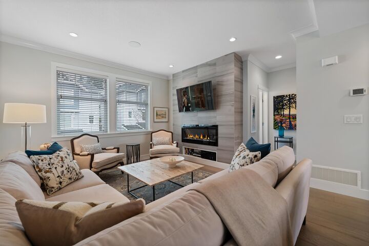 Photo de la propriété: 15717 Mountain View Drive 15 BC V3Z 0C6