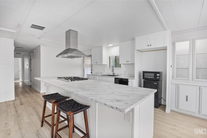 Property Photo:  117 Mac Hill Drive  CA 93285 