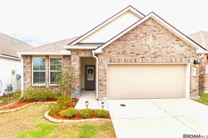 Property Photo:  6407 Tiger Pointe Dr  LA 70817 