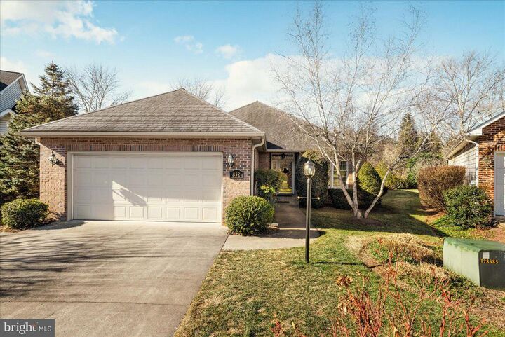 Property Photo: 832 Winder Court VA 22601