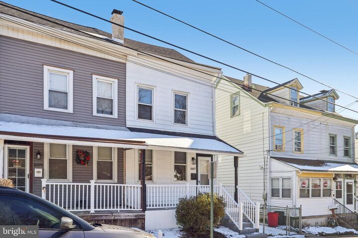 Property Photo: 1007 Woodside Avenue PA 19015