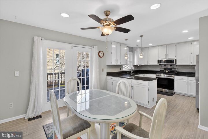 Property Photo: 14348 Winding Woods Court VA 20120