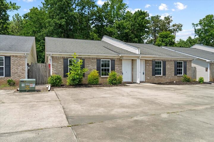 Property Photo: 1025 Orchard Way GA 30721