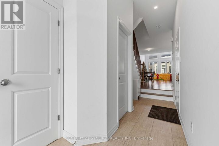 Photo de la propriété:  214 Hawkeswood Drive  ON K4M 0E2 
