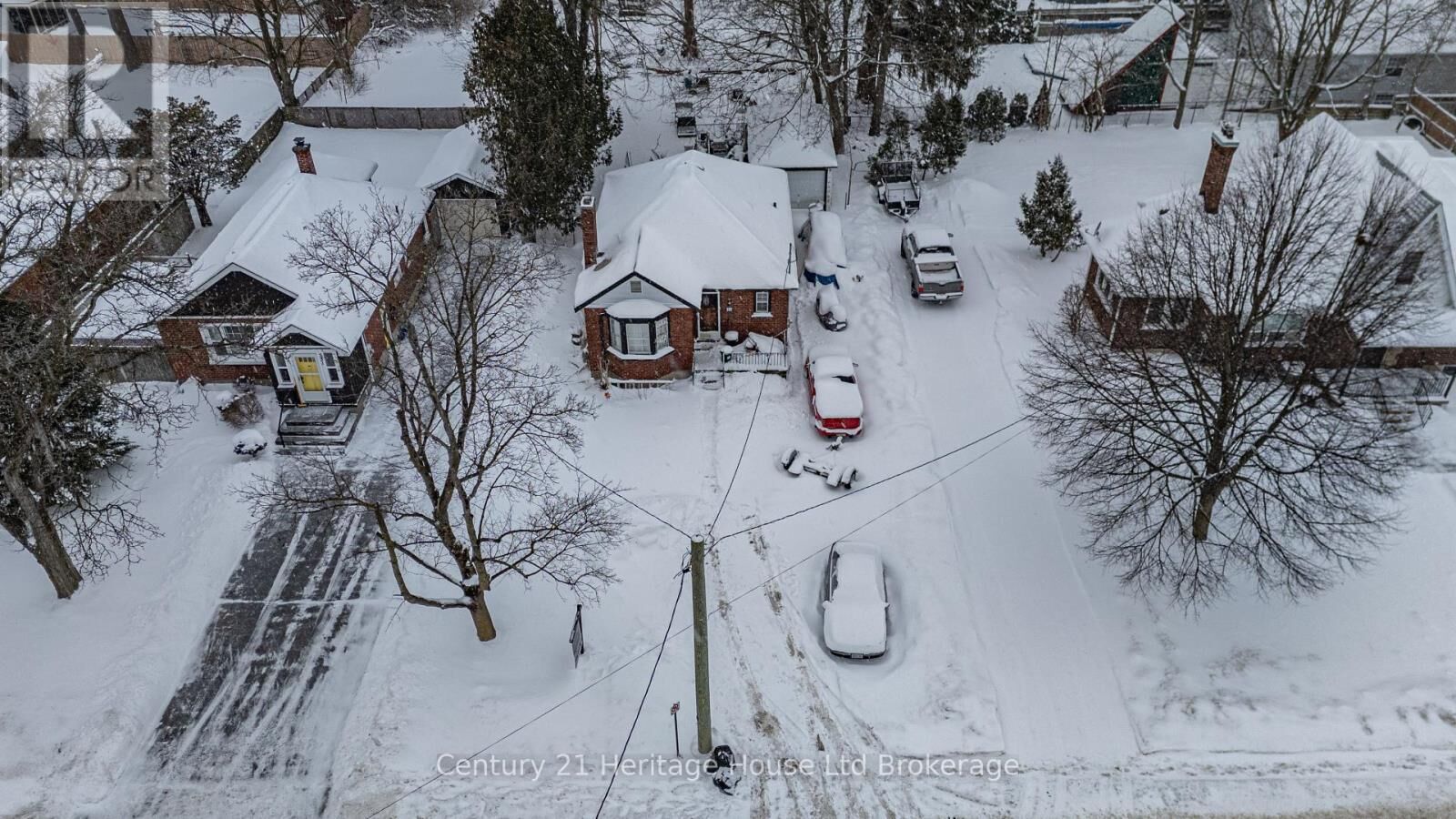 Photo de la propriété:  335 North Wellington Street North  ON N4S 6S6 