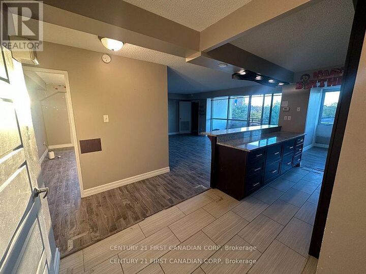 Photo de la propriété:  389 Dundas Street 506  ON N6B 3L5 