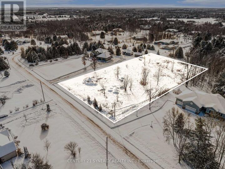 Photo de la propriété:  32 Basswood Crescent  ON K7A 0C8 