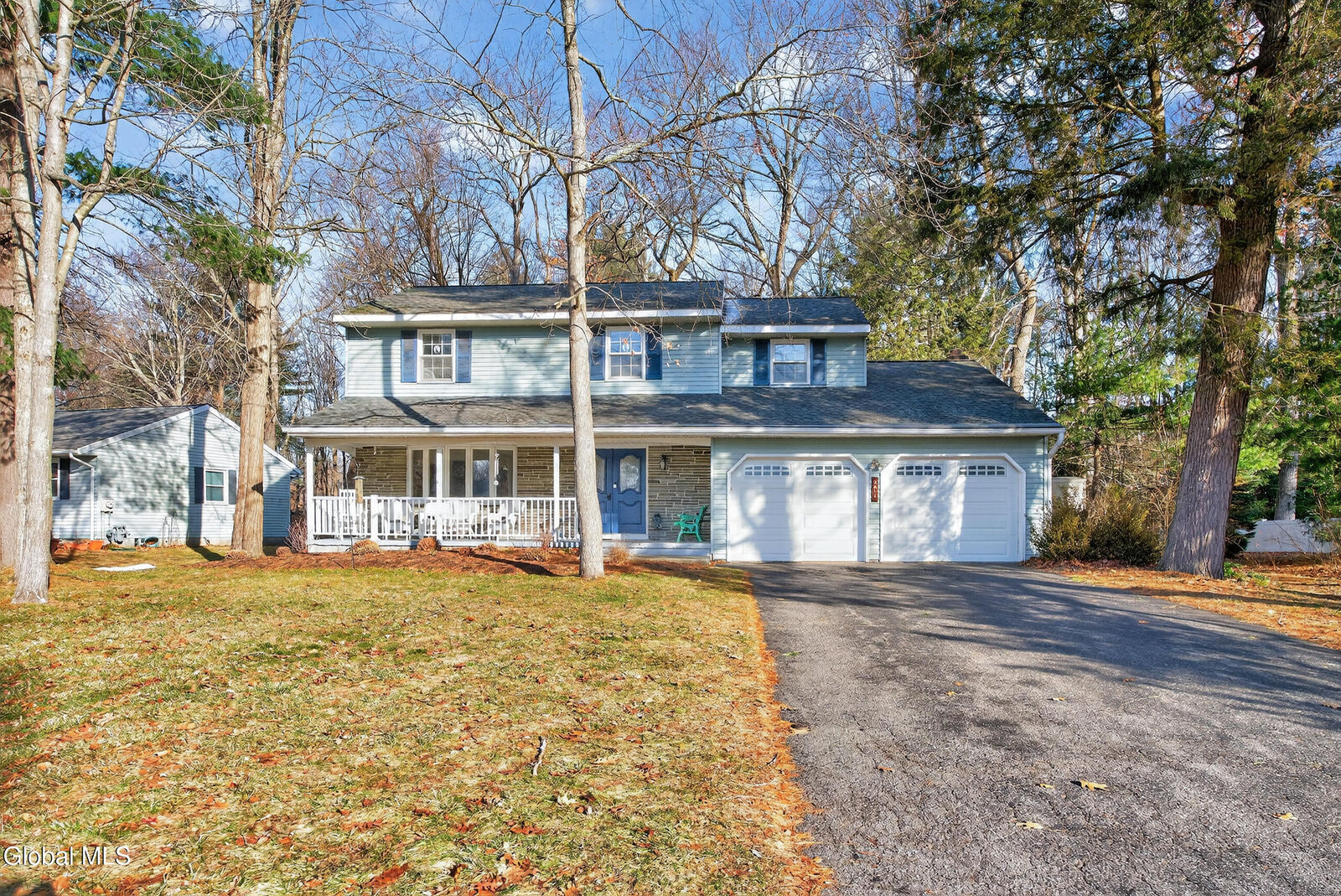 Property Photo: 3011 Williamsburg Drive NY 12303