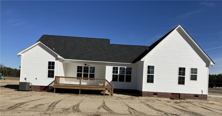 Property Photo:  3023 Dinwiddle Drive  NC 28395 