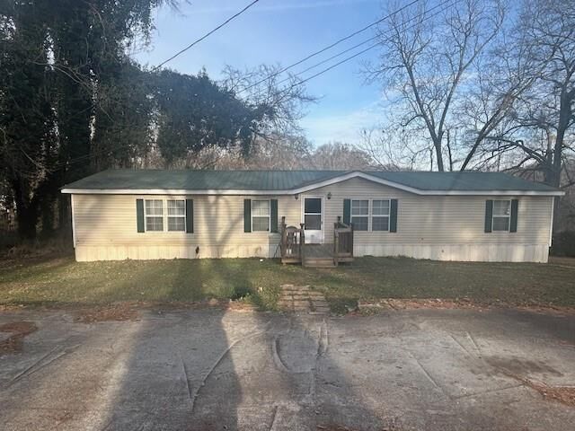 Property Photo: 304 Hill Street GA 30529