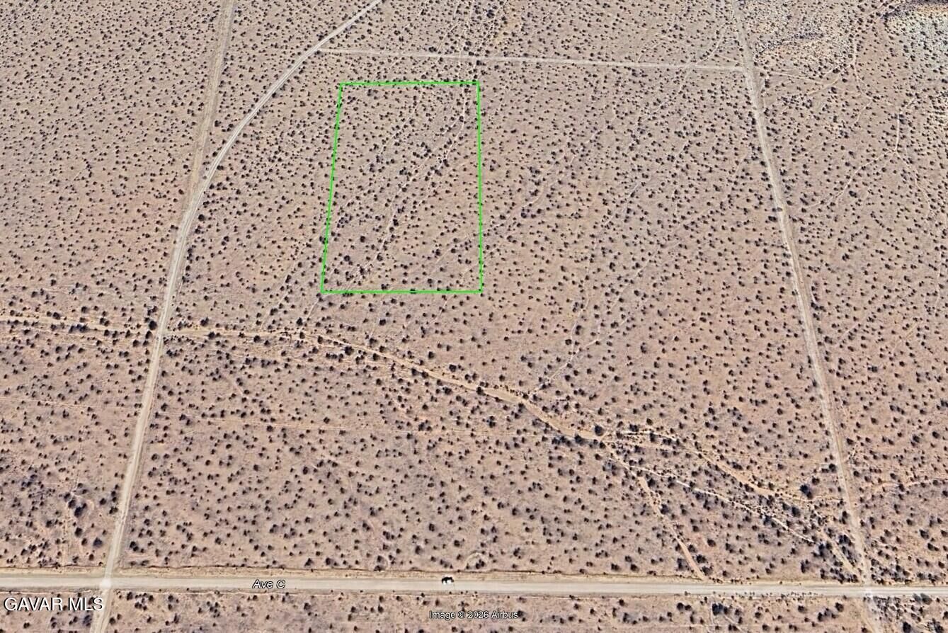 Property Photo:  Vic Ave B12 &Amp 240th St E  CA 93535 