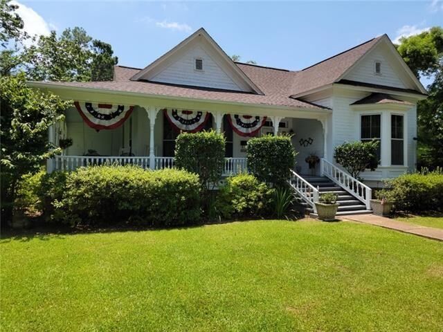 Property Photo:  807 5th Street  LA 71417 