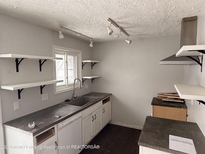 Property Photo: 615 Jennie Street MI 48827