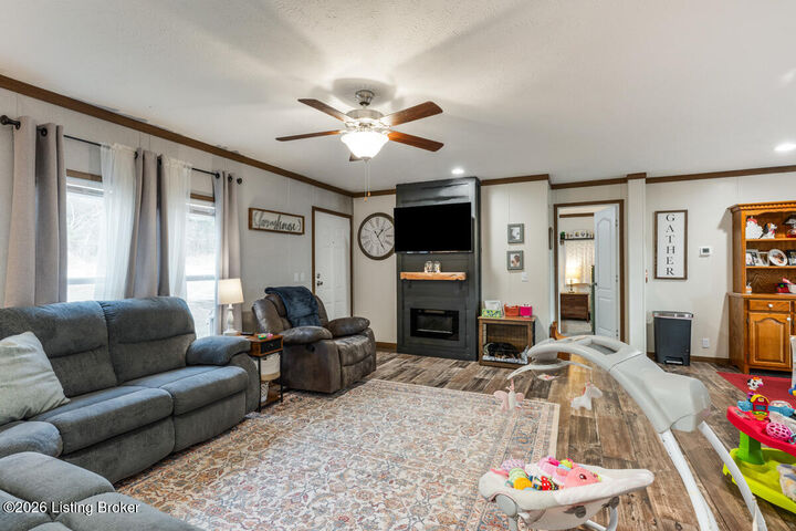 Property Photo:  147 Tye Ln  KY 42721 