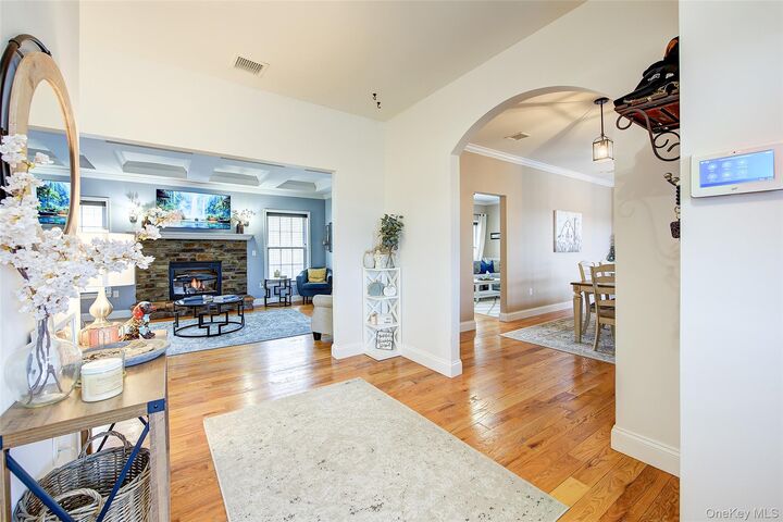 Property Photo:  20 Tanyas Court  NY 10950 