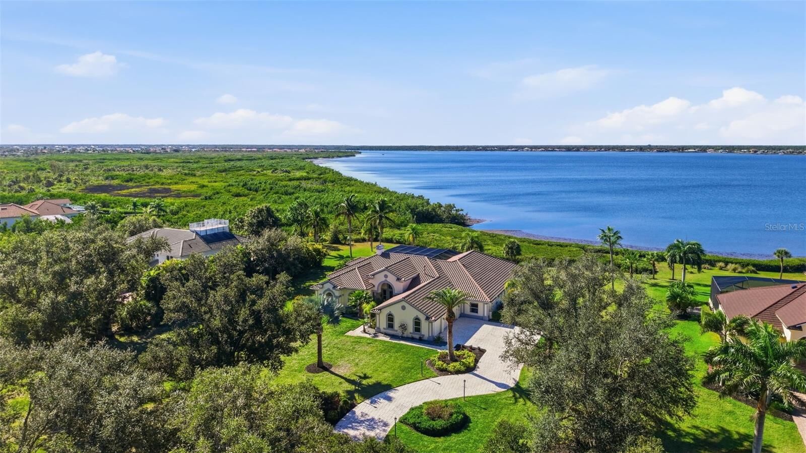 Property Photo: 3121 Rivershore Lane FL 33953