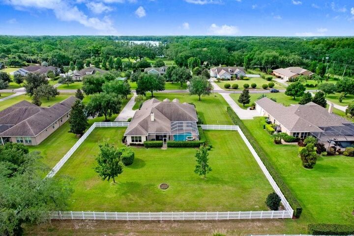 Property Photo:  7709 Kenia Meadows Lane  FL 33556 