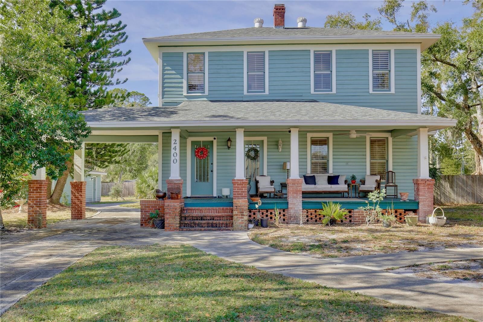 Property Photo:  2400 S Park Avenue  FL 32771 