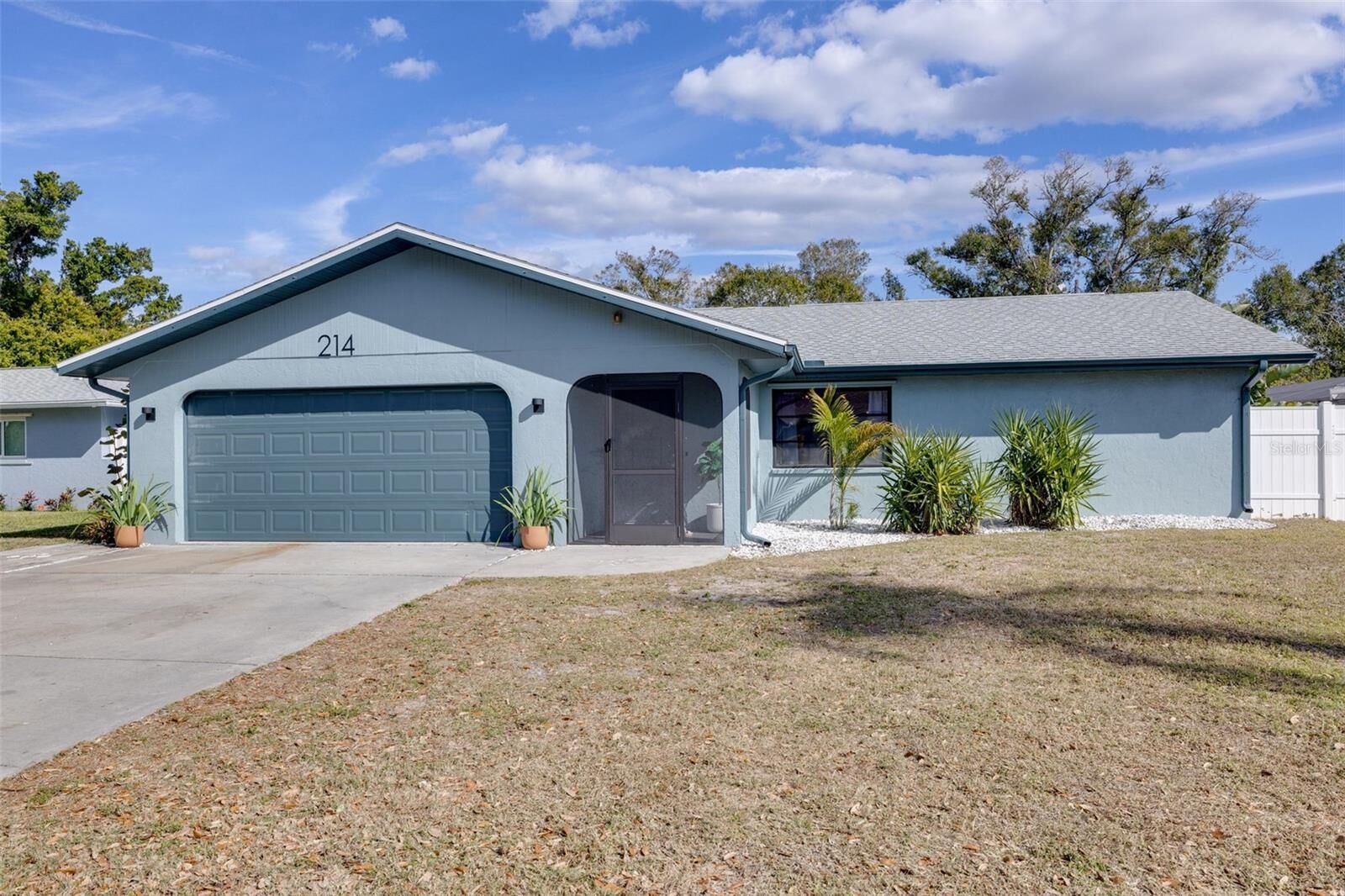 Property Photo:  214 Lorraine Avenue  FL 34293 