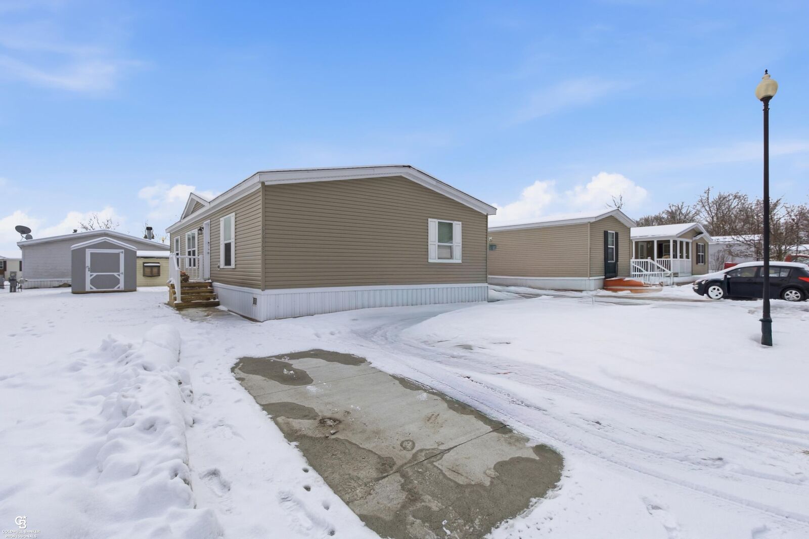 Property Photo: 42047 La Roi Dr. Drive MI 48377