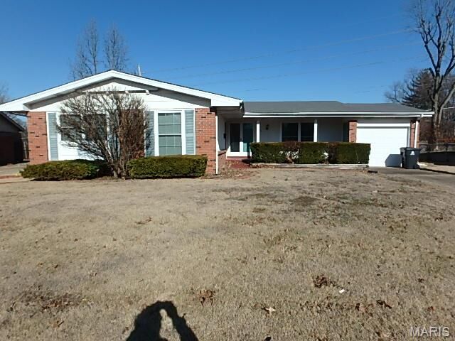 Property Photo:  2390 Grassland Drive  MO 63033 