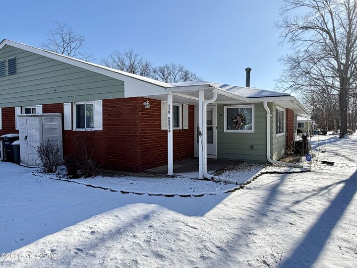 Property Photo:  17 Heron Street D  NJ 08759 