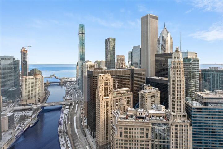 Property Photo:  401 N Wabash Avenue 34I  IL 60611 