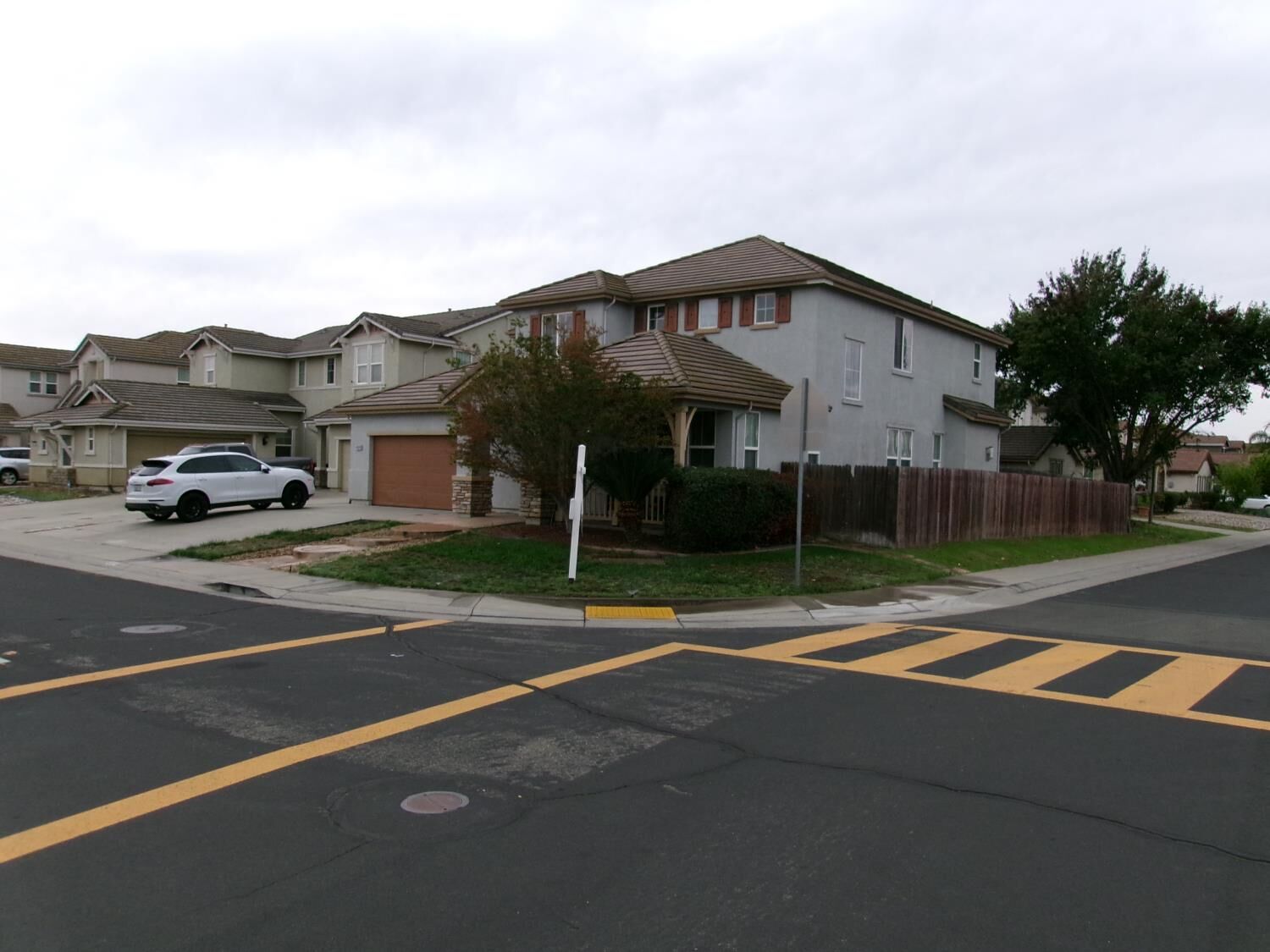 Property Photo:  10272 Beckley Way  CA 95757 
