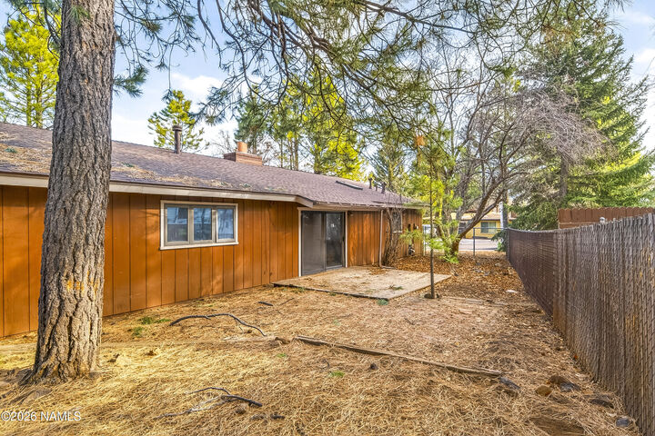 Property Photo: 2640 N Fremont Boulevard AZ 86001