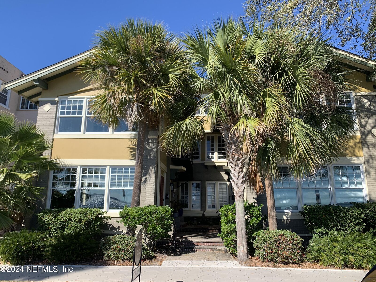 Property Photo:  2117 River Boulevard  FL 32204 