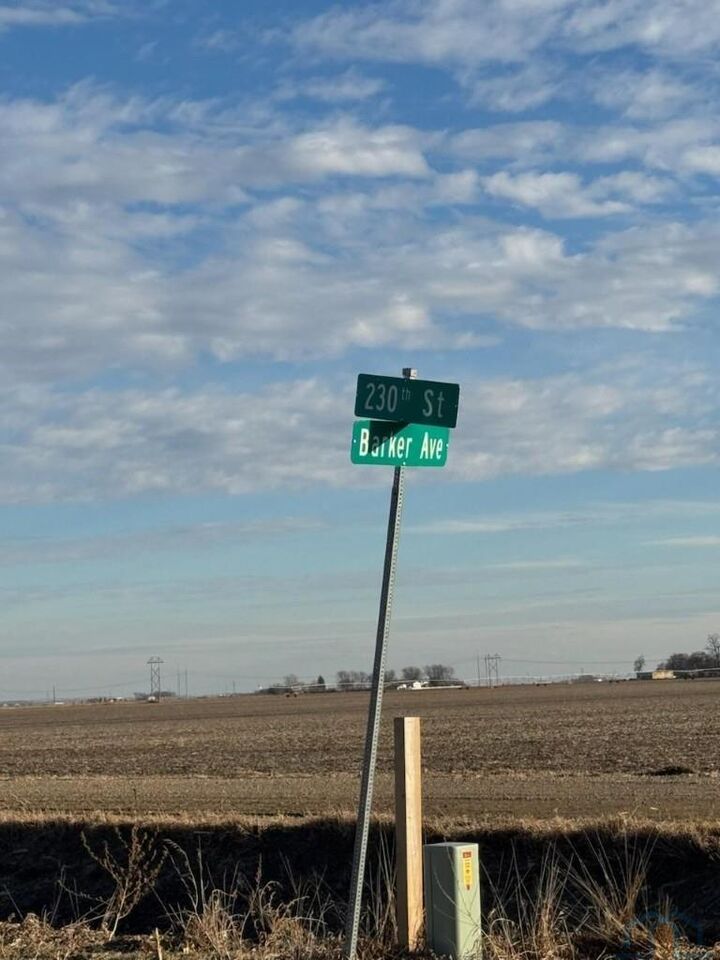 Property Photo:  Tbd Barker Ave Lot 4  IA 51054 