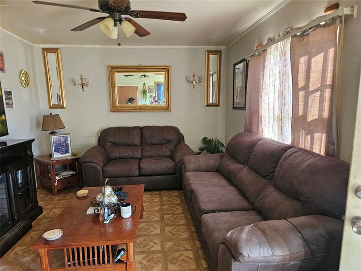 Property Photo:  808 N 11th Street  OK 73542 