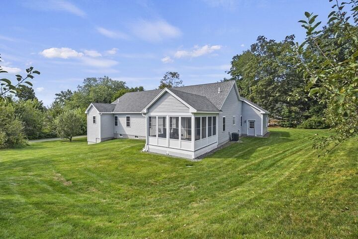 Property Photo: 291 Pearl Hill Rd MA 01420