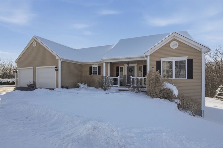 Property Photo: 38 Hemlock Rd MA 01430