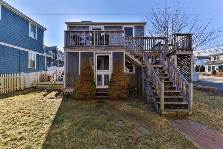 Property Photo:  49 Bradford St 9  MA 02657 