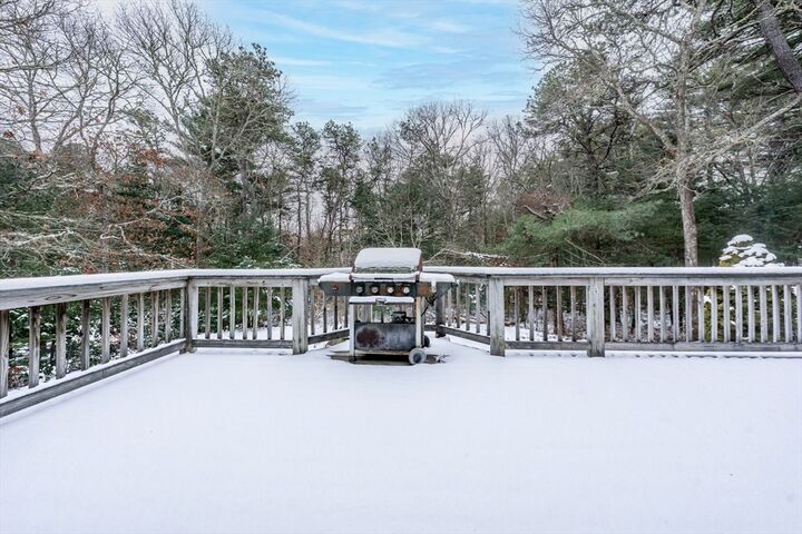 Property Photo:  192 Sandy Valley Rd  MA 02648 