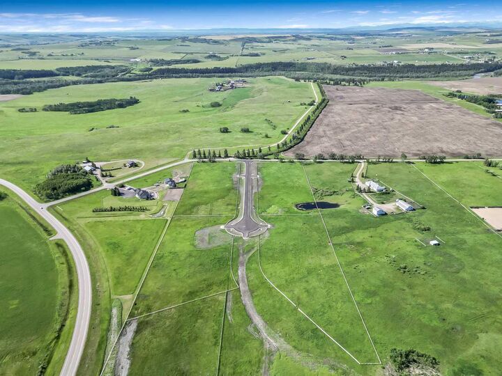 Property Photo: 338165 Hwy 549 W Lot1 Block 6 AB T1S 2Z3