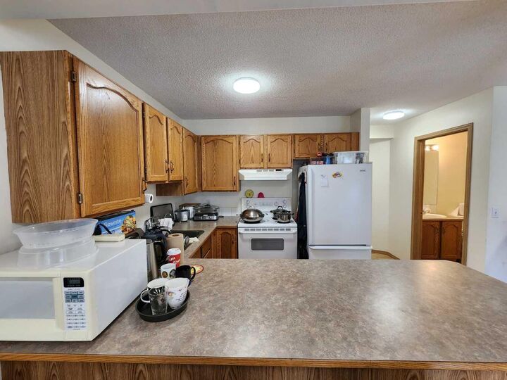 Property Photo: 9 Country Hills Rise NW AB T3K 4S7