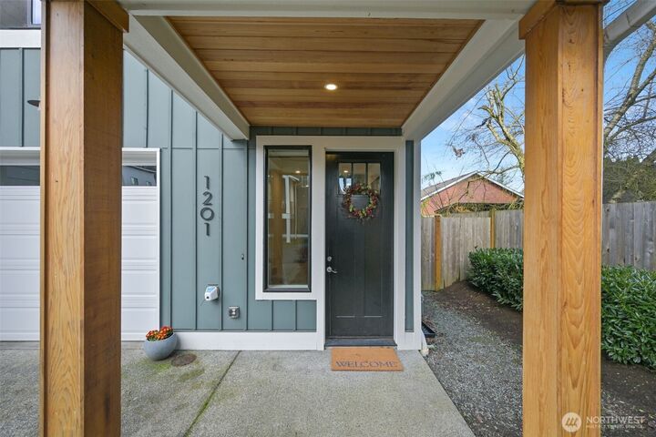 Property Photo:  1201  Pattison Place  WA 98272 