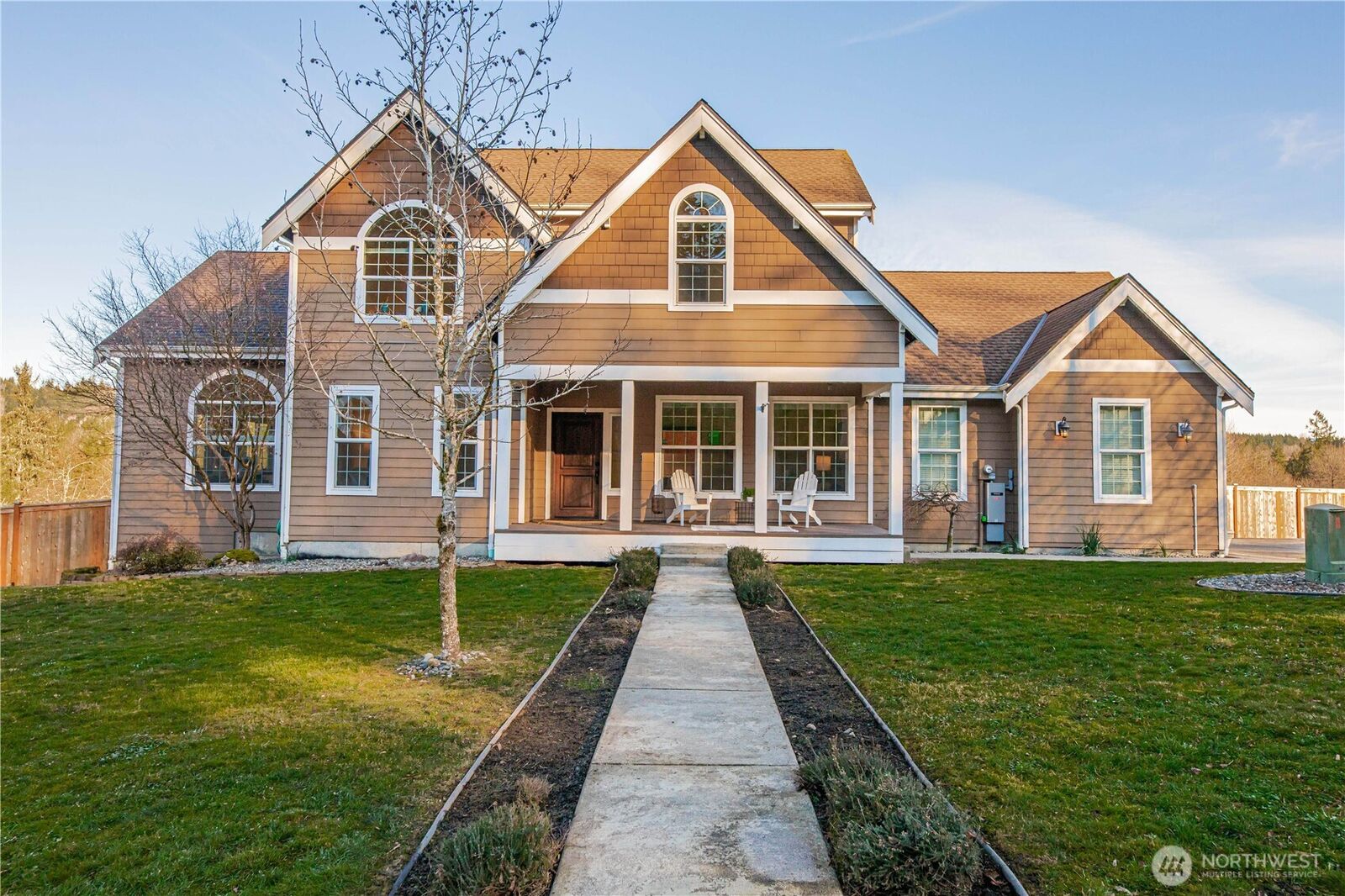 Property Photo: 21215 61st Place SE WA 98920