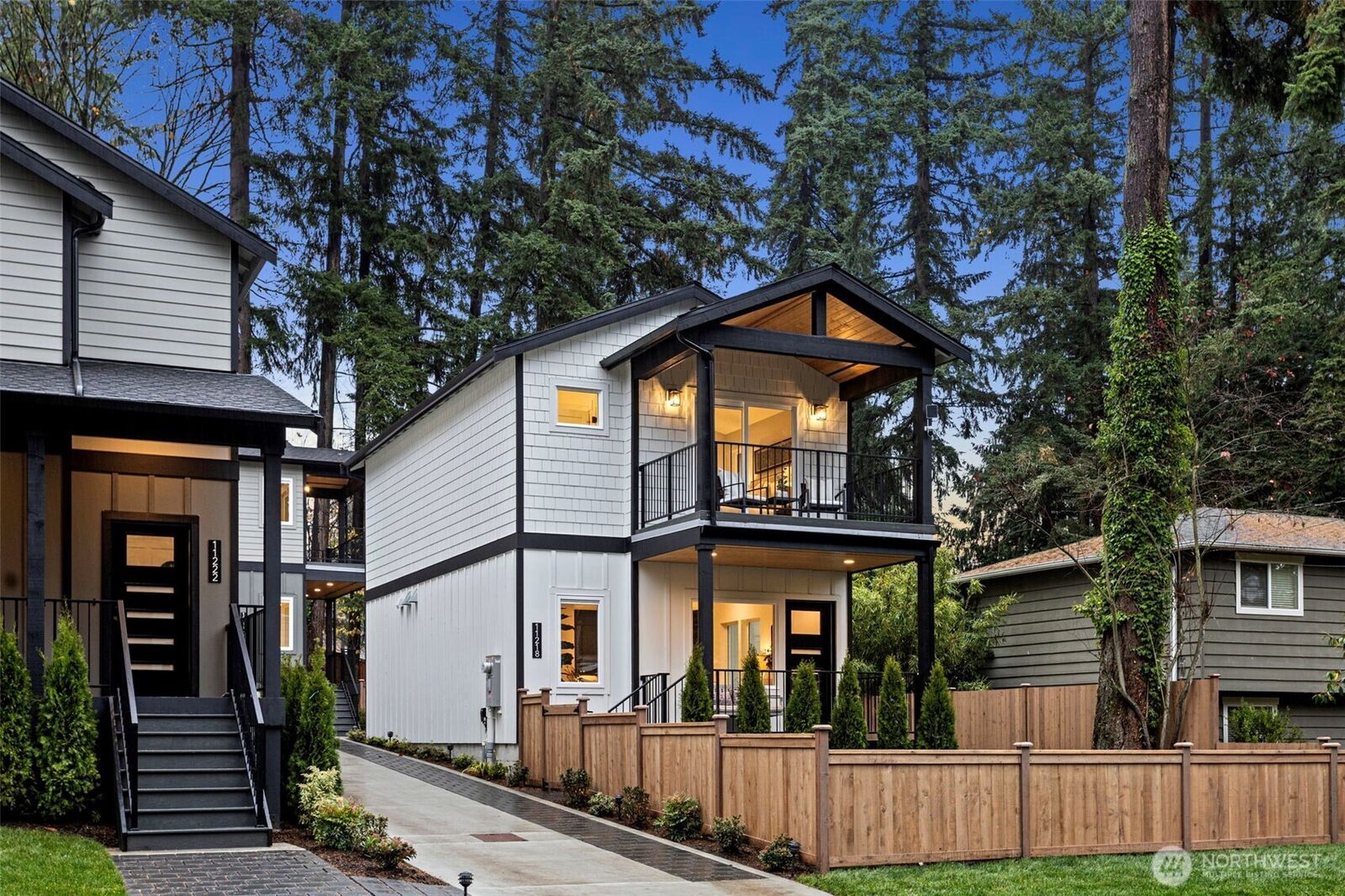 Property Photo: 11218 115th Place NE WA 98033