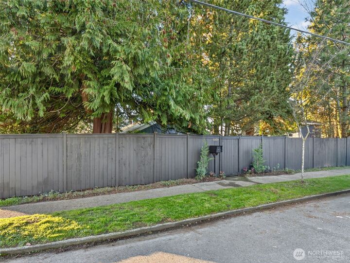 Property Photo:  8859  20th Avenue SW  WA 98106 
