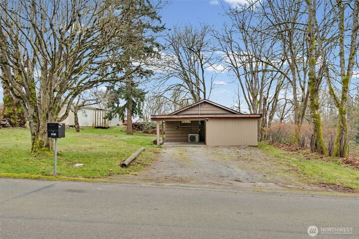 Property Photo: 4612 33rd Street NE WA 98422