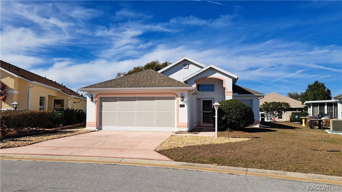Property Photo: 10444 S Clint Loop FL 34436