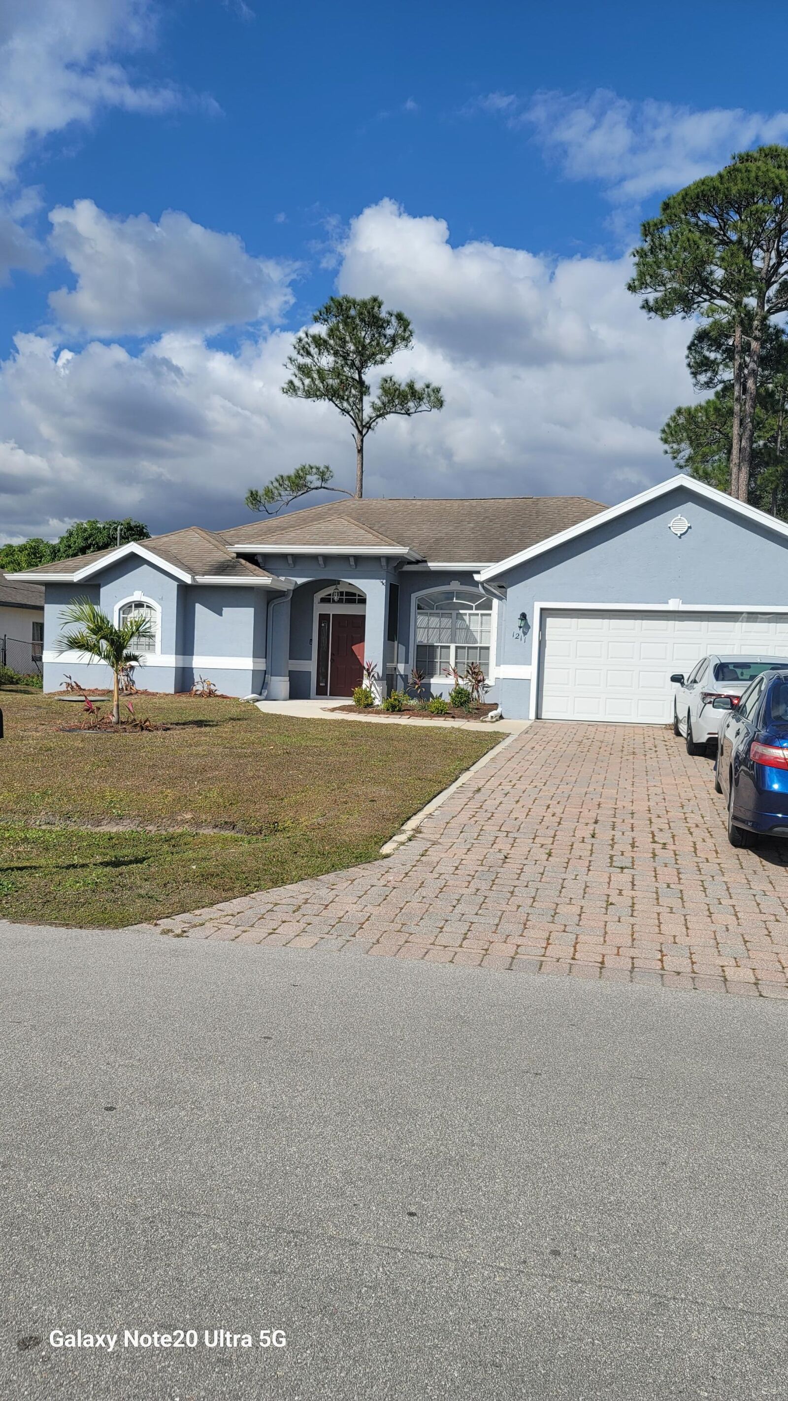Property Photo:  1211 SW Wellington Avenue  FL 34953 