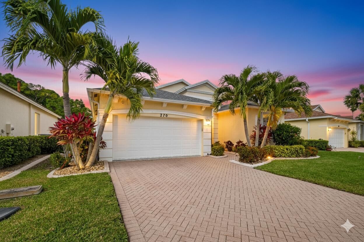 Property Photo:  270 SW Lake Forest Way  FL 34986 
