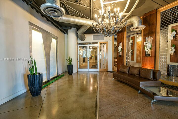 Property Photo:  10 SW South River Dr 1704  FL 33130 