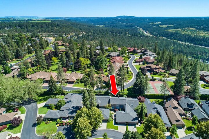 Property Photo:  731 E Inverness Ln  WA 99223 