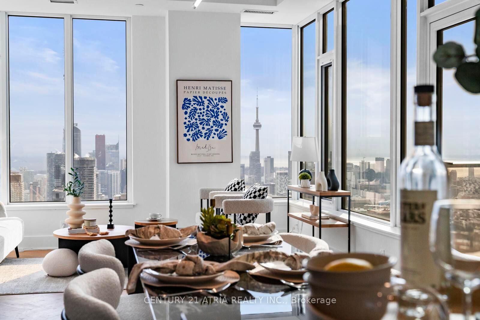 Photo de la propriété:  11 Yorkville Avenue 6209  ON M4W 0B7 