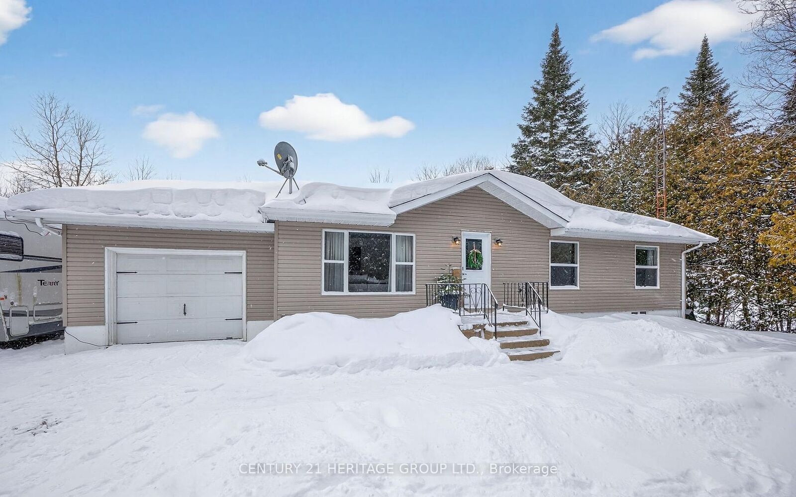 Photo de la propriété:  151564 Southgate 15 Side Road  ON N0G 1N0 